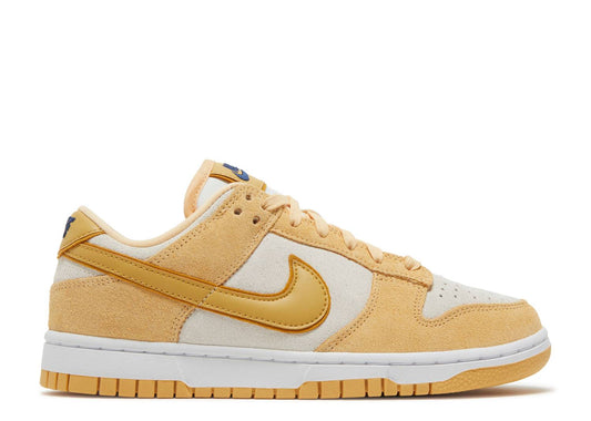 NIKE DUNK LOW LX 'GOLD SUEDE'(W)