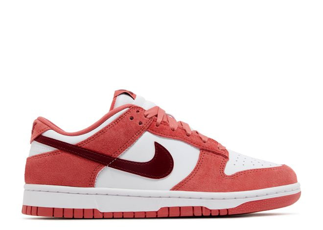 NIKE DUNK LOW 'VALENTINE'S DAY 2024' (W)