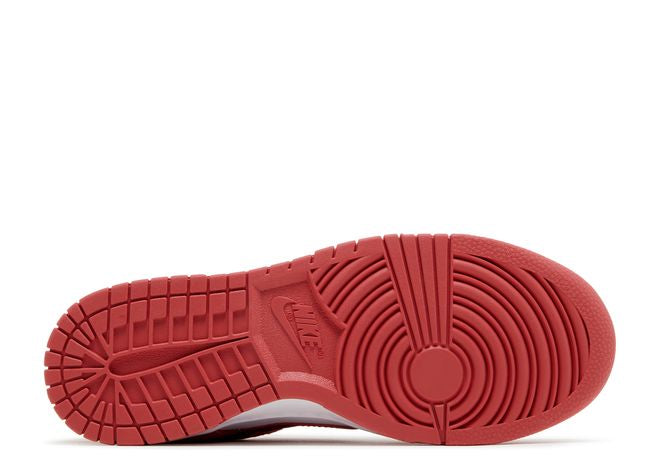 NIKE DUNK LOW 'VALENTINE'S DAY 2024' (W)