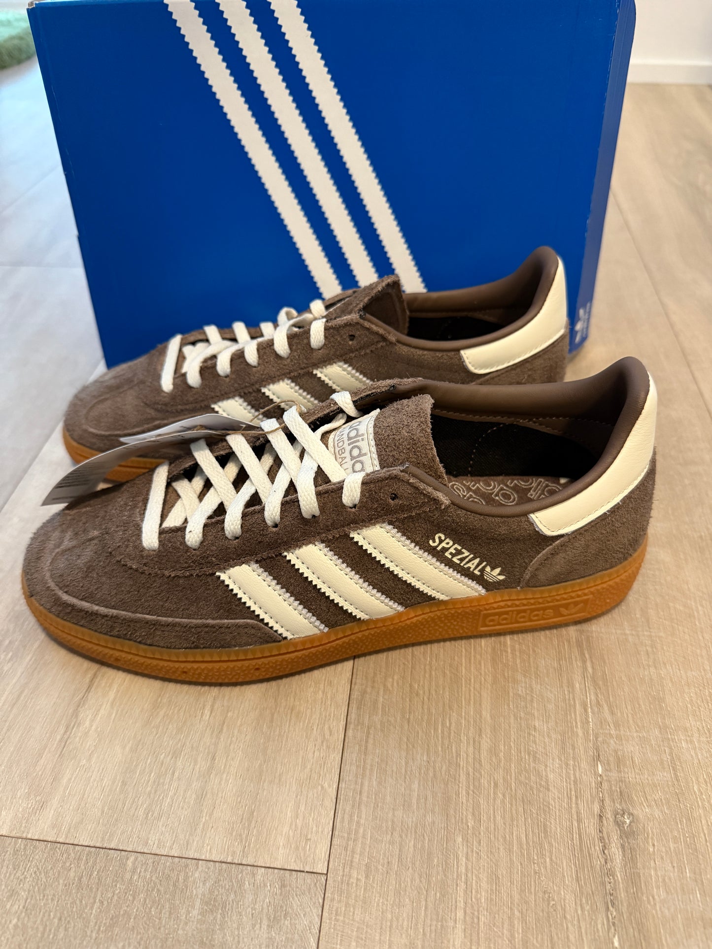 adidas HANDBALL SPEZIAL 'EARTH STRATA GUM' WMNS