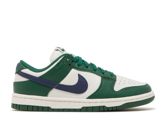 NIKE DUNK LOW 'GORGE GREEN' (W) - Kicksinto