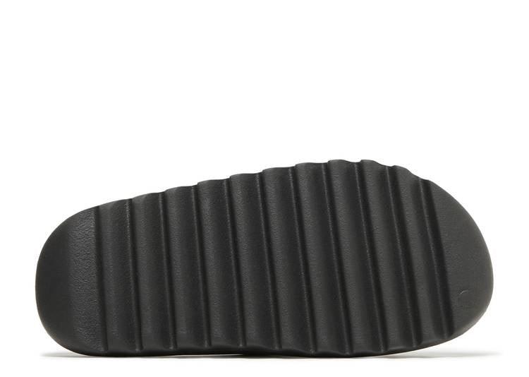 YEEZY SLIDES 'ONYX' – Kicksinto